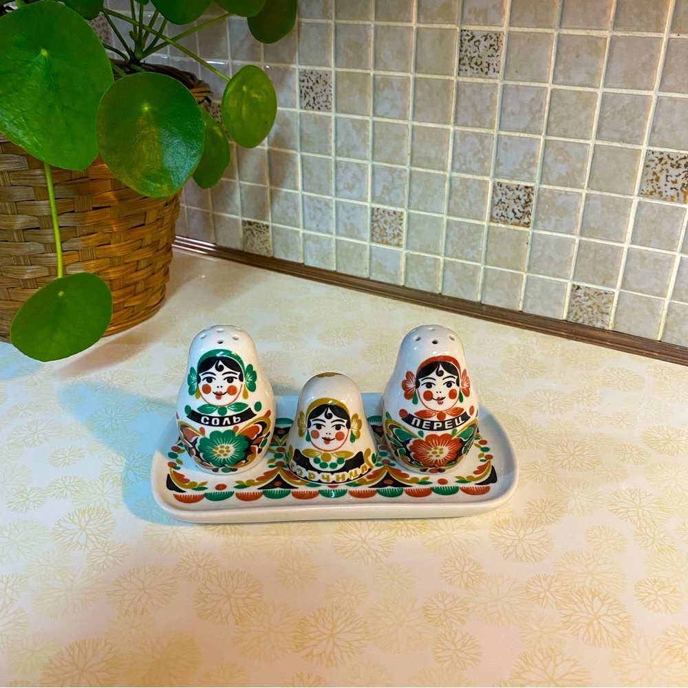 Russian Vintage Multicolor Ceramic Salt and Pepper set with tray.
